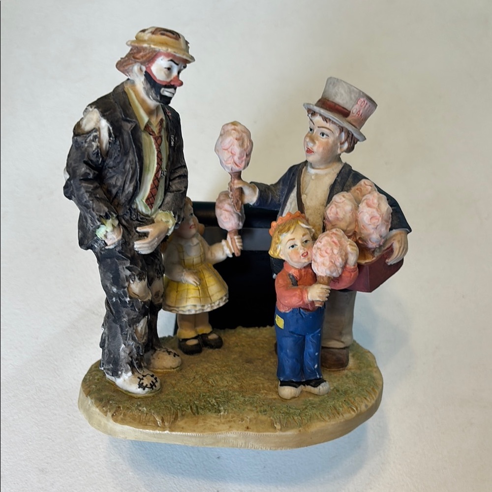 Emmett Kelly Jr. Charming Family Figurine with Pink Accents
